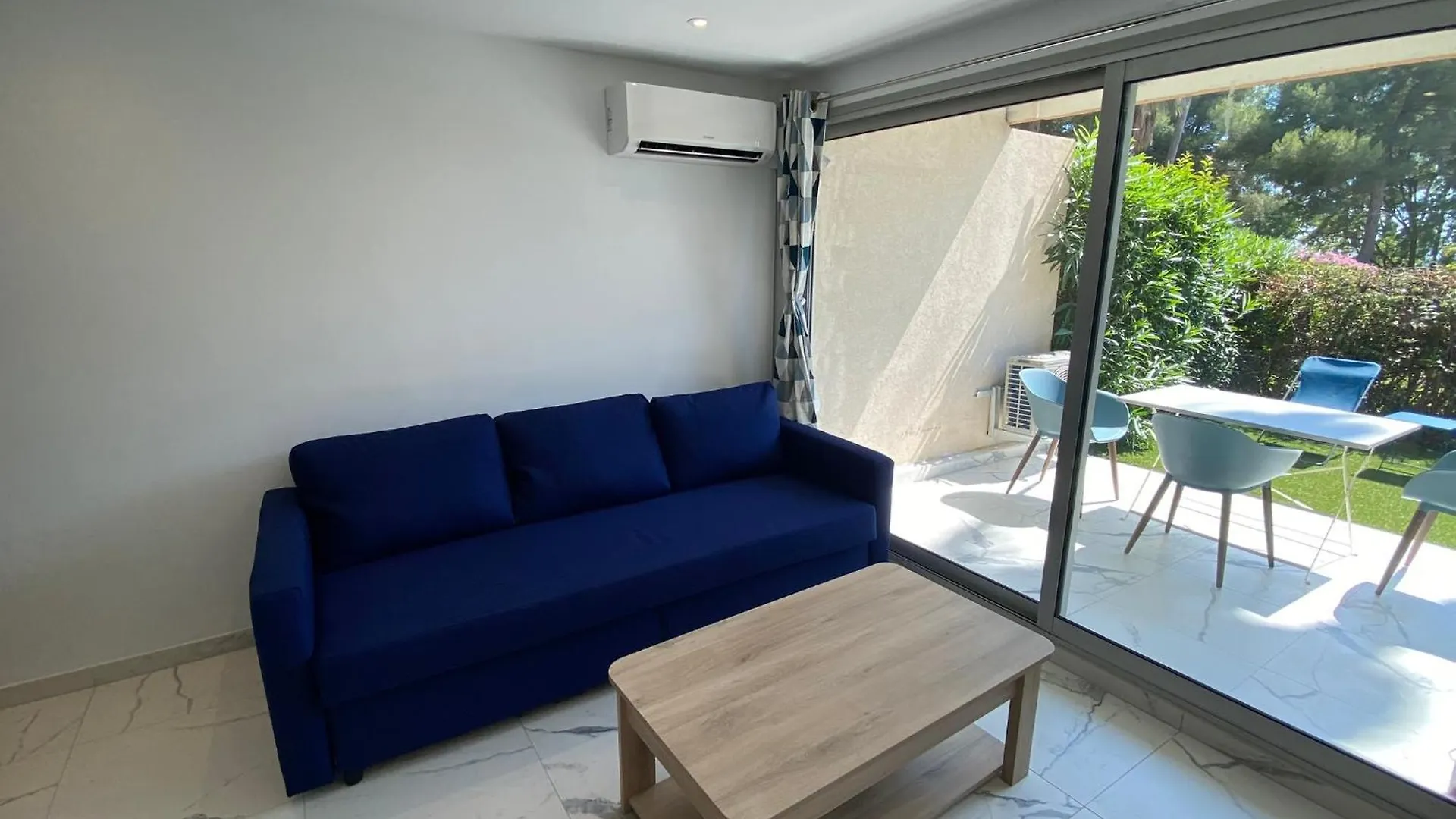 Apartment Appartement Face Mer Et Port Santa Lucia Climatise Et Wifi Saint-Raphael