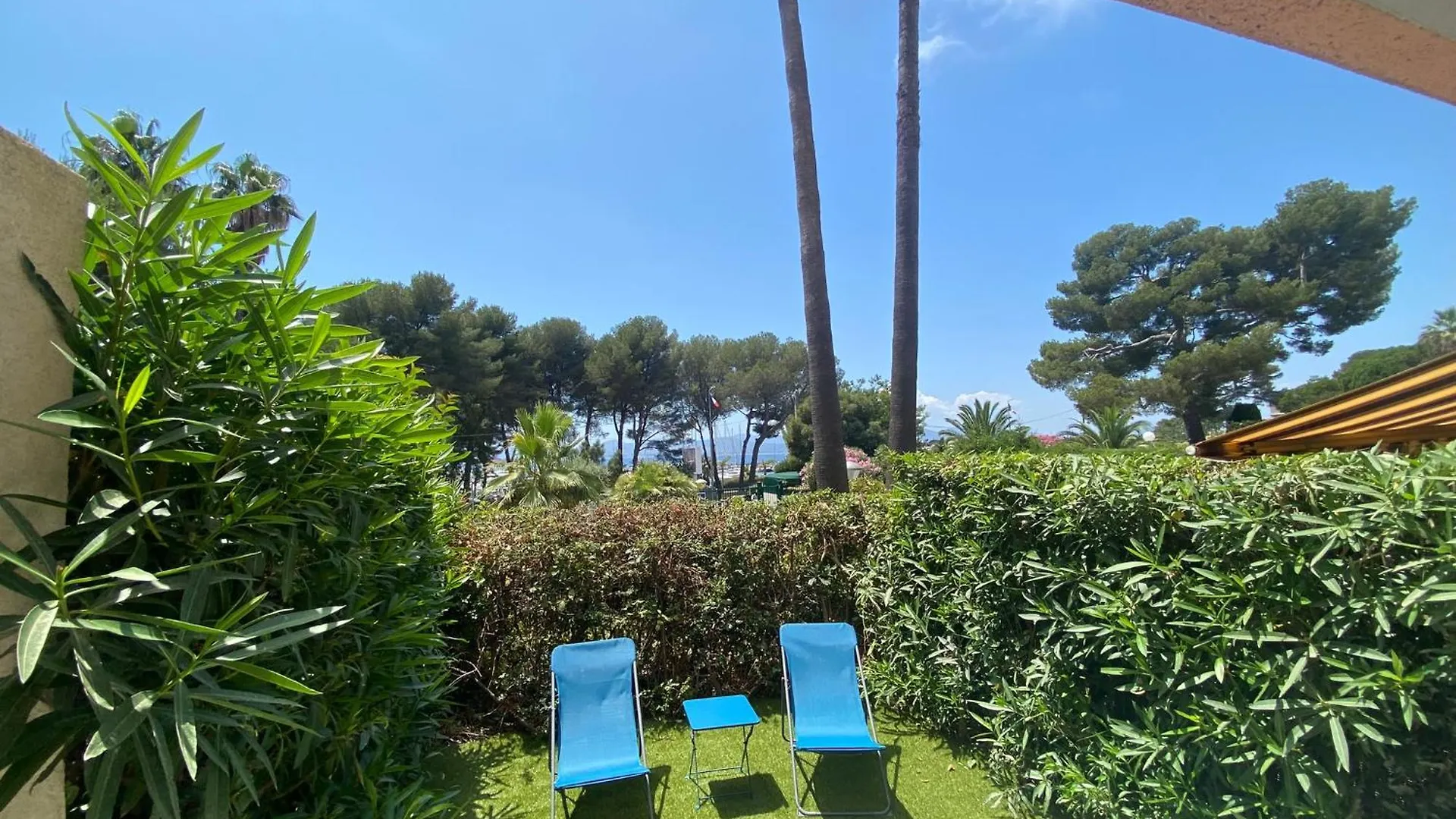 Apartment Appartement Face Mer Et Port Santa Lucia Climatise Et Wifi Saint-Raphael  France