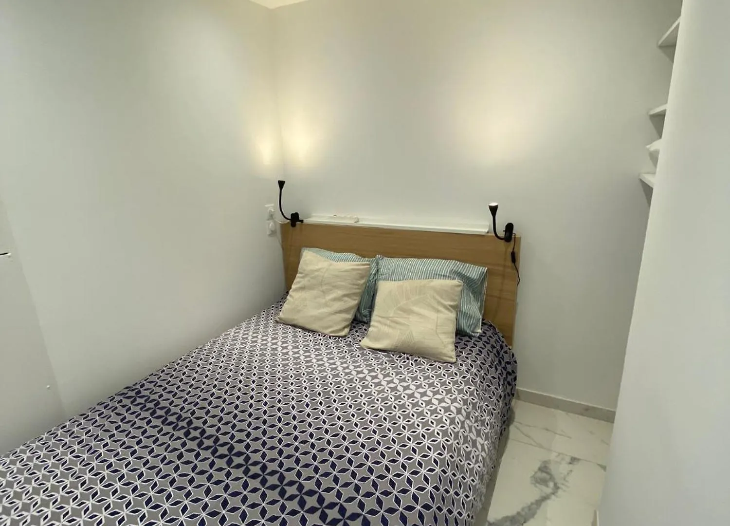 Appartement Face Mer Et Port Santa Lucia Climatise Et Wifi Saint-Raphaël 0*,  Francie